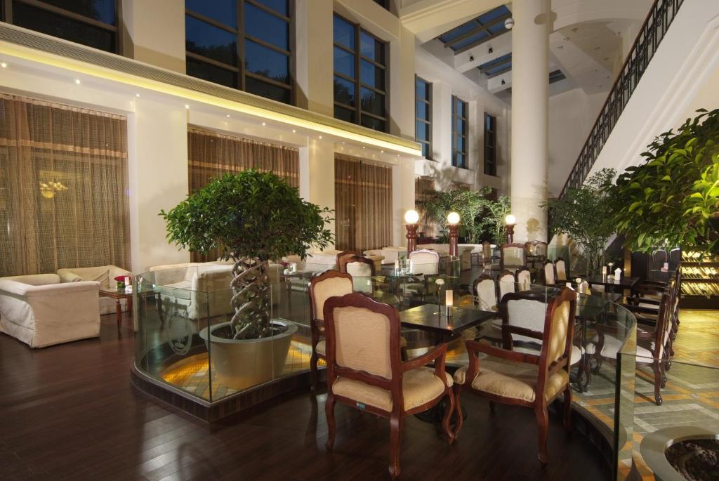 Shanghai Hotel Jin Jiang Екстер'єр фото