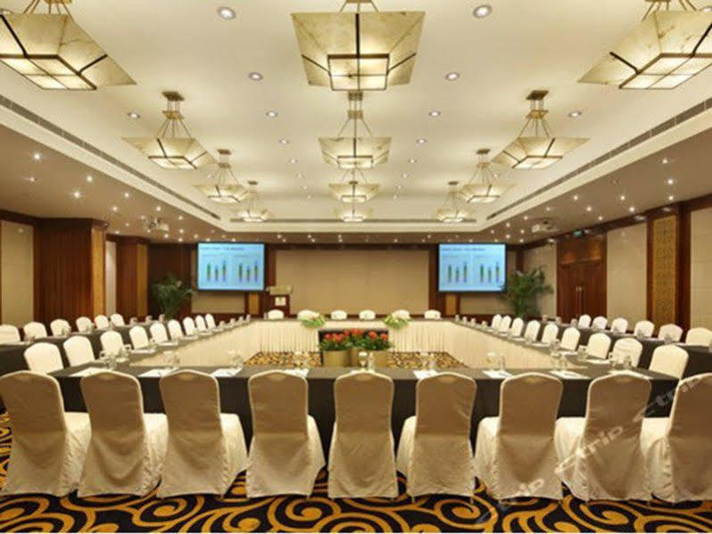 Shanghai Hotel Jin Jiang Екстер'єр фото